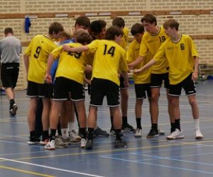 J18 behaalt mooi resultaat in Izegem