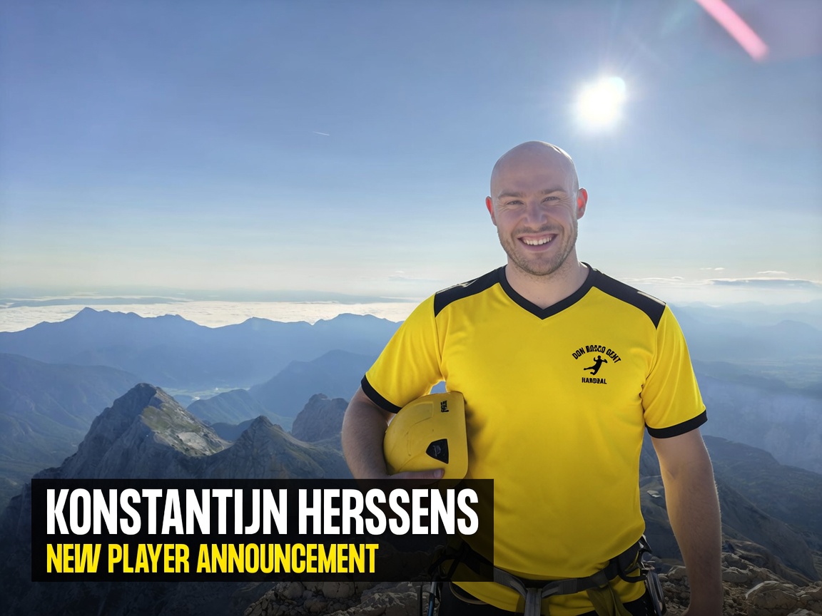 💛🖤 WELKOM, KONSTANTIJN! 💛🖤

Don Bosco Gent verwelkomt een topaanwinst! 🙌

Konstantijn Herssens (30) maakt de overstap naar onze ploeg als polyvalente achterlijnspeler. Na jaren bij Waasmunster en Merksem en heel wat wedstrijden tégen ons, kiest hij er nu voor om mét ons op het veld te staan. 

Wat brengt hij mee? 
Een stevig gebouwde speler met massa's ervaring: snel, beweeglijk én een absolute meerwaarde in de aanval en de verdediging. Voeg daar de nodige maturiteit en zijn achtergrond als speler-coach aan toe, en je hebt iemand die als geen ander weet hoe je een team laat draaien.

Naast het veld deelt Konstantijn zijn passie voor talen als leerkracht Engels, Spaans en Nederlands. Sport en talen: zijn twee grote liefdes. 📚🤾

We zijn blij dat je erbij bent, Konstantijn. Op naar een sterk seizoen samen! 🔥
💛🖤